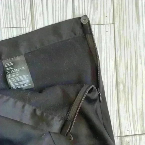 H&M faux wrap silky midi skirt - Picture 4 of 4